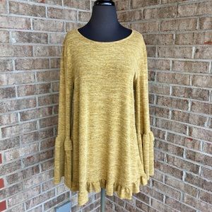 Easel Long Sleeve Tunic Sweater
